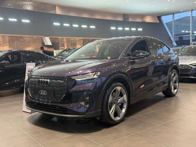 Audi Q4 Sportback e-tron AUDI Q4 Sportback Black Edition 45 e-tron 210,00 kW SUV Electric Aurora violet, metallic