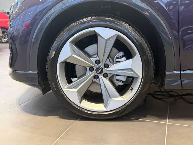 2026 Audi Q4 Sportback e-tron AUDI Q4 Sportback Black Edition 45 e-tron 210,00 kW