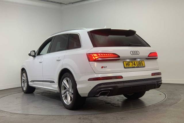 2024 Audi Q7 3.0 SUV  S line 45 TDI quattro 231 PS tiptronic