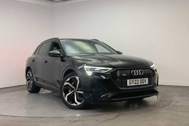 Audi E-tron Black Edition 50 quattro 230,00 kW 4x4 vehicle Electric Brilliant Black