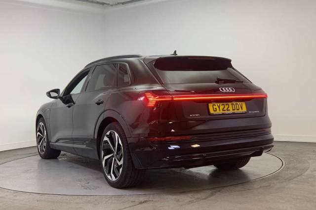 2022 Audi E-tron Black Edition 50 quattro 230,00 kW