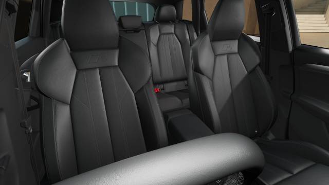 2025 Audi Q6 e-tron AUDI Q6 SUV S line e-tron 185,00 kW