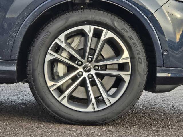 2026 Audi Q7 TFSI e 3.0 SUV  S line TFSI e quattro 394 PS tiptronic