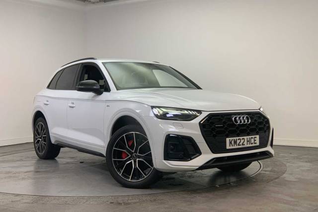Audi Q5 2.0 Edition 1 40 TDI quattro 204 PS S tronic 4x4 vehicle Diesel Glacier White Metallic