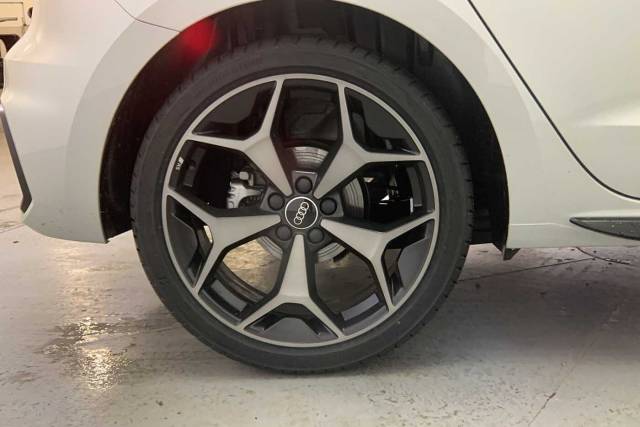2025 Audi A1 Sportback 1.5 Black Edition 35 TFSI  150 PS S tronic