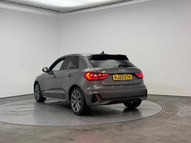 2023 Audi A1 Sportback 1.5 S line 35 TFSI  150 PS S tronic