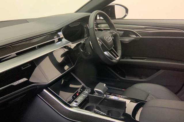 2024 Audi A8 Saloon 3.0 Black Edition 50 TDI quattro 286 PS tiptronic