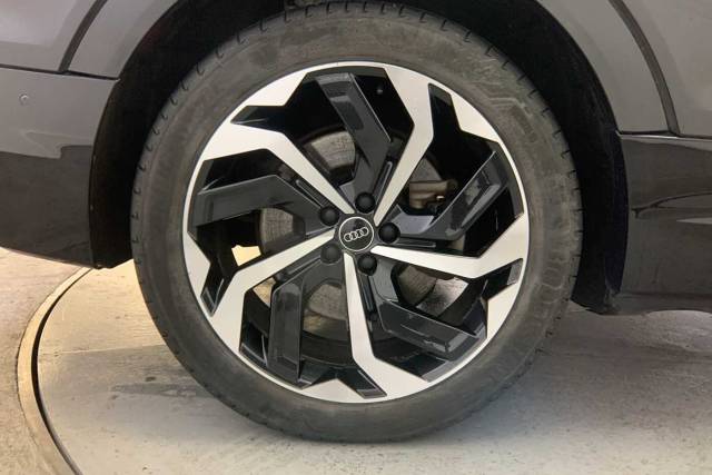 2022 Audi E-tron Black Edition 50 quattro 230,00 kW