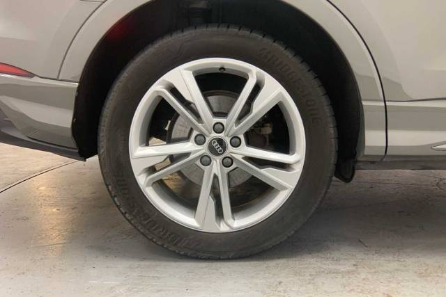 2022 Audi Q3 1.5 S line 35 TFSI  150 PS S tronic