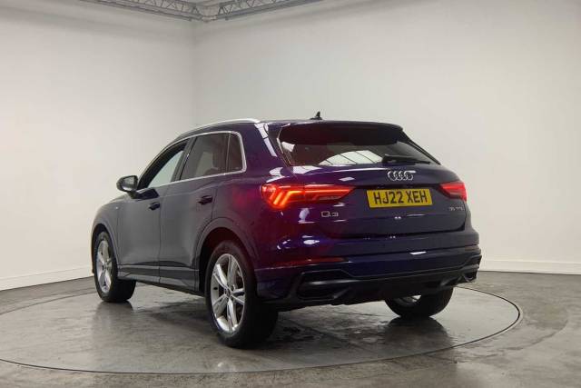 2022 Audi Q3 1.5 S line 35 TFSI  150 PS S tronic