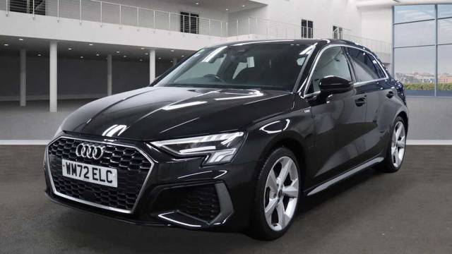 2022 Audi A3 Sportback 1.5 S line 35 TFSI  150 PS S tronic