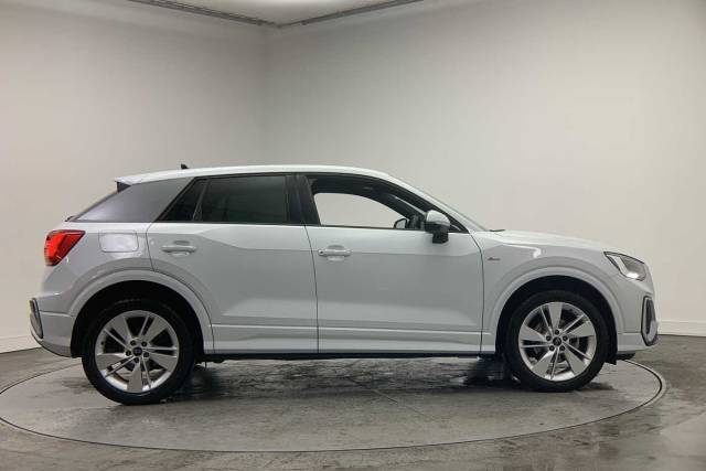 2023 Audi Q2 1.5 S line 35 TFSI  150 PS S tronic