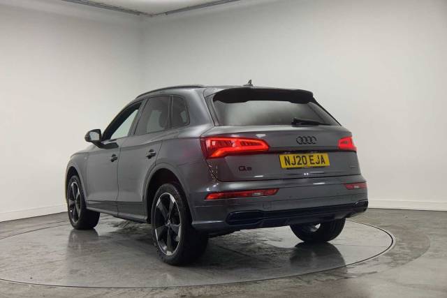 2020 Audi Q5 2.0 Black Edition 40 TDI quattro 190 PS S tronic