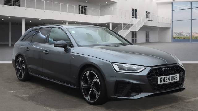 Audi A4 Avant 2.0 Avant Black Edition 35 TFSI  150 PS S tronic Estate Petrol Daytona Grey Pearl Effect