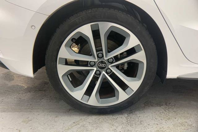 2025 Audi A3 Sportback 1.5 S line 35 TFSI  150 PS S tronic