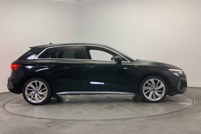 2021 Audi A3 Sportback 1.4 S line 40 TFSI e  204 PS S tronic