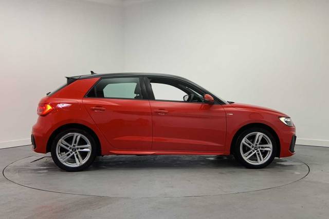 2023 Audi A1 Sportback 1.0 S line 25 TFSI  95 PS S tronic