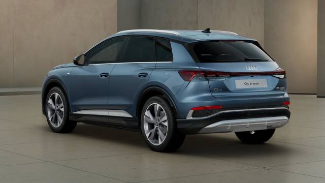 2026 Audi Q4 e-tron AUDI Q4 S line 45 e-tron quattro 210,00 kW