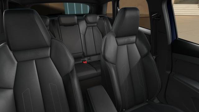 2026 Audi Q4 e-tron AUDI Q4 Black Edition 45 e-tron quattro 210,00 kW