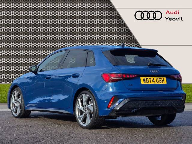 2025 Audi A3 Sportback 1.5 Black Edition 35 TFSI  150 PS S tronic