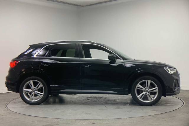 2020 Audi Q3 1.5 S line 35 TFSI  150 PS S tronic