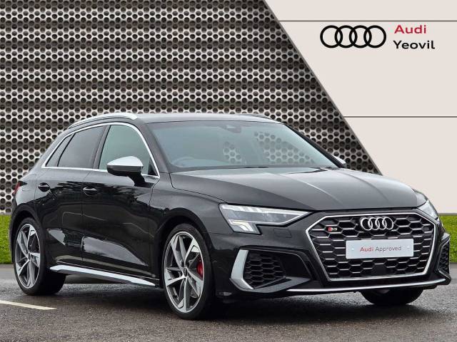 Audi S3 Sportback 2.0 TFSI  310 PS S tronic Hatchback Petrol Mythos black, metallic