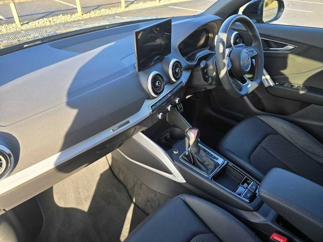 2025 Audi Q2 1.5 Black Edition 35 TFSI  150 PS S tronic