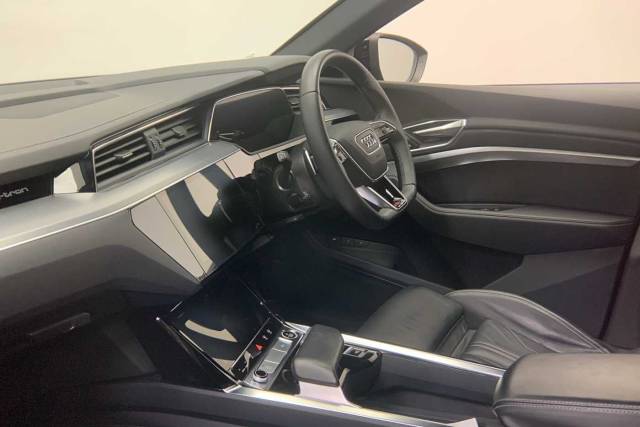 2023 Audi E-tron Black Edition 50 quattro 230,00 kW