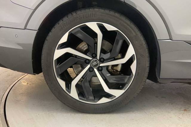 2023 Audi E-tron Black Edition 50 quattro 230,00 kW