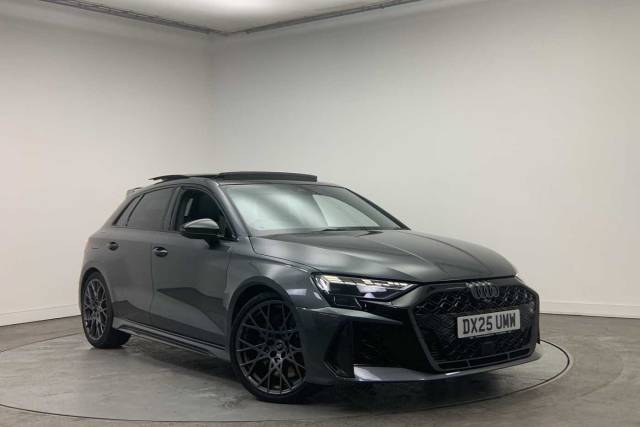 Audi RS 3 Sportback 2.5 RS 3 Sportback Carbon Black   400 PS S tronic Hatchback Petrol Daytona Grey Pearl Effect