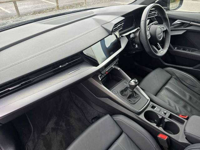 2023 Audi A3 Saloon 1.5 S line 35 TFSI  150 PS 6-speed