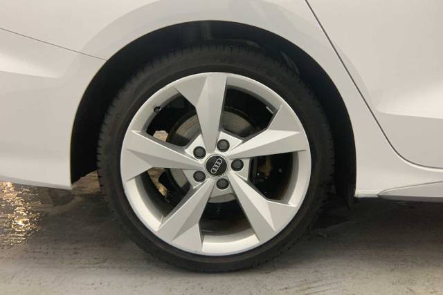 2024 Audi A3 Saloon 1.5 S line 35 TFSI  150 PS S tronic