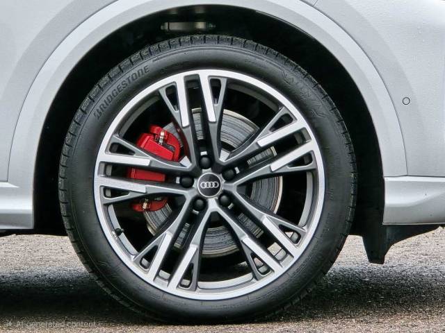 2025 Audi Q5 2.0 SUV Edition 1 TDI quattro 204 PS S tronic