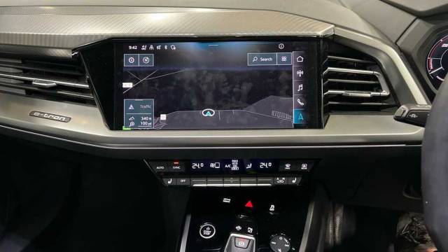 2022 Audi Q4 e-tron Q4  Sport 40 e-tron  150,00 kW