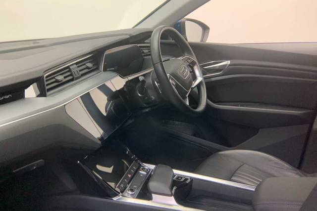 2021 Audi E-tron Technik 50 quattro 230,00 kW