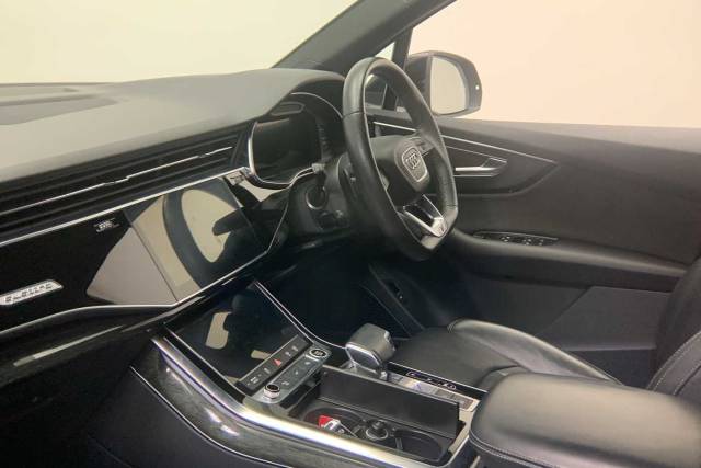 2021 Audi Q7 3.0 Black Edition 50 TDI quattro 286 PS tiptronic