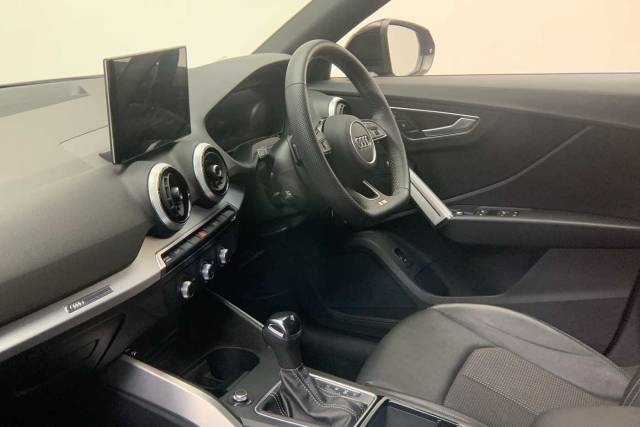 2024 Audi Q2 1.5 Black Edition 35 TFSI  150 PS S tronic