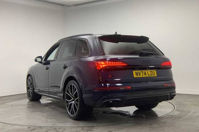 2024 Audi Q7 3.0 SUV  Black Edition 55 TFSI quattro 340 PS tiptronic