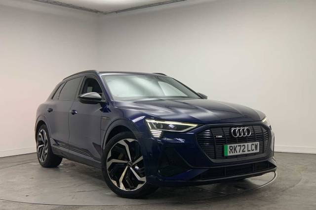 Audi E-tron Black Edition 50 quattro 230,00 kW 4x4 vehicle Electric Navarra blue, metallic
