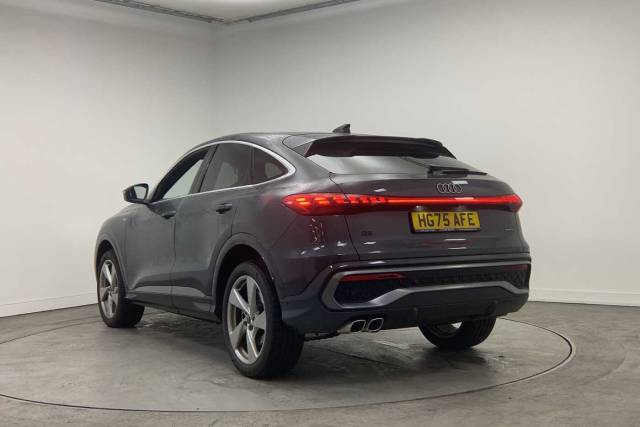 2025 Audi Q5 Sportback 2.0 S line TDI quattro 204 PS S tronic