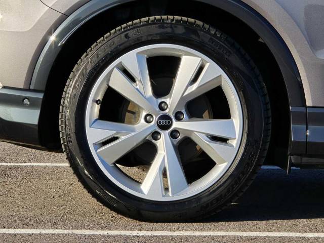 2023 Audi Q4 e-tron Q4  S line 40 e-tron  150,00 kW