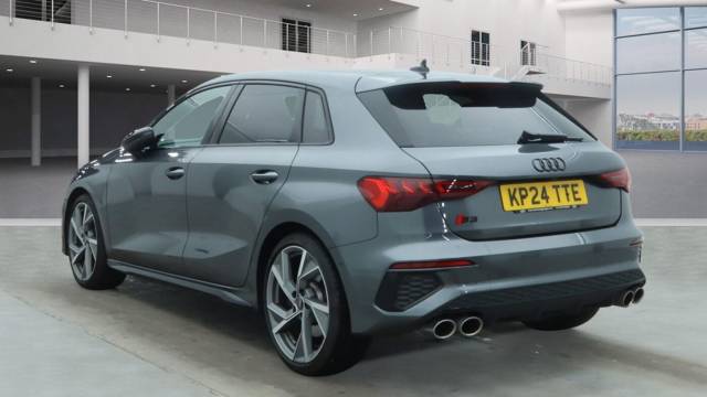 2024 Audi S3 Sportback 2.0 Black Edition TFSI  310 PS S tronic