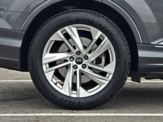 2022 Audi Q7 3.0 S line 55 TFSI quattro 340 PS tiptronic