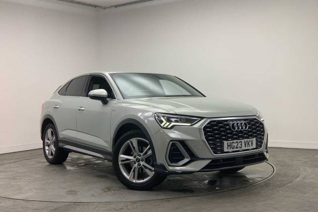 Audi Q3 Sportback 1.5 S line 35 TFSI  150 PS 6-speed 4x4 vehicle Petrol Dew silver, metallic