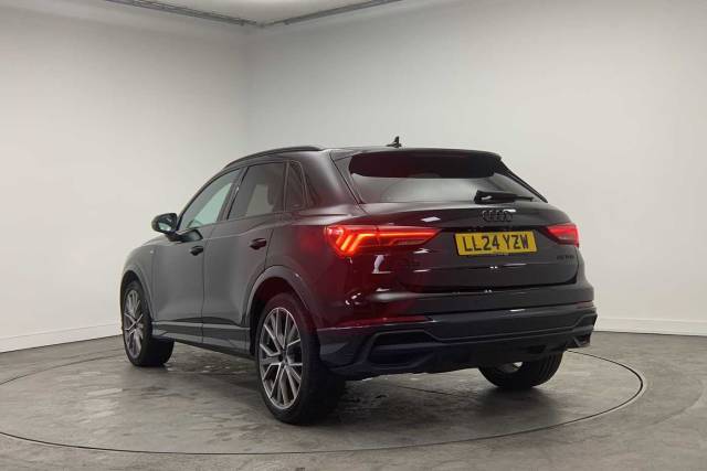 2024 Audi Q3 1.5 Black Edition 35 TFSI  150 PS S tronic