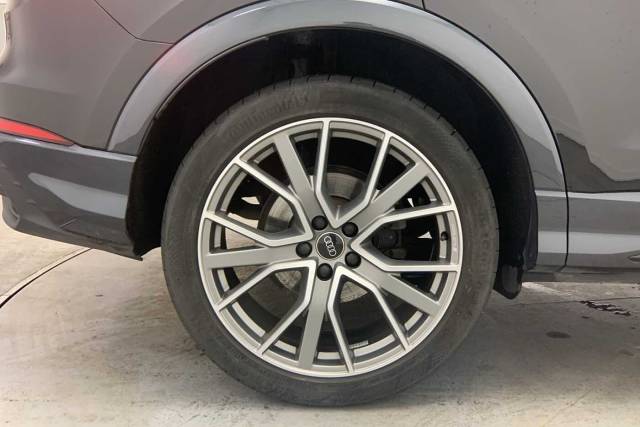 2024 Audi Q3 1.5 Black Edition 35 TFSI  150 PS S tronic