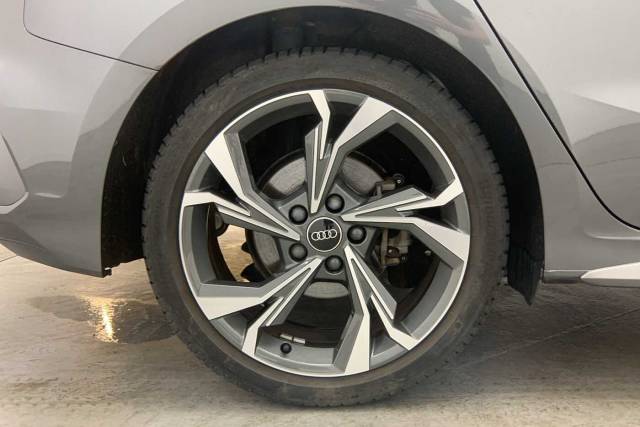 2023 Audi A3 Sportback 1.5 S line 35 TFSI  150 PS S tronic