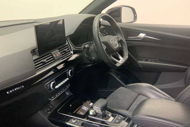 2023 Audi Q5 2.0 Black Edition 40 TDI quattro 204 PS S tronic