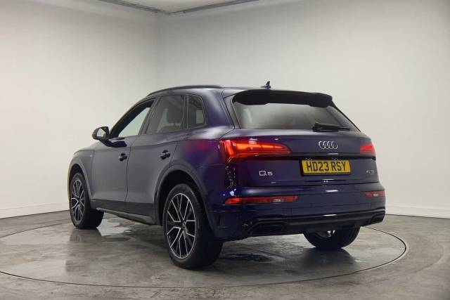 2023 Audi Q5 2.0 Edition 1 40 TDI quattro 204 PS S tronic