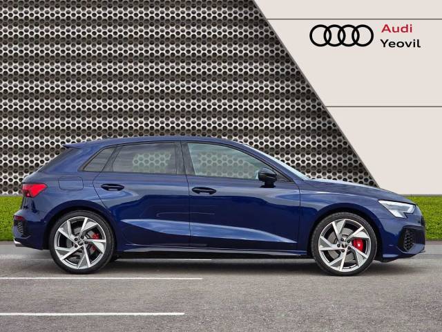 2024 Audi S3 Sportback 2.0 Black Edition TFSI  310 PS S tronic